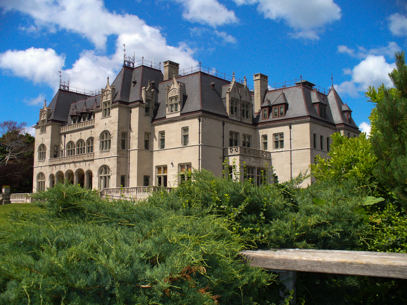 Ochre Courts mansion Newport