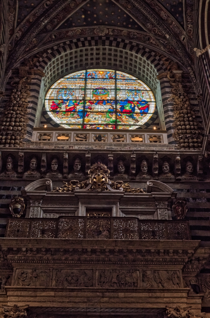 Entrance wall of the Duomo di Siena