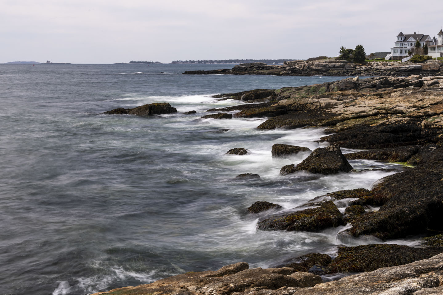 wave photo with a shutter speed of 1 second