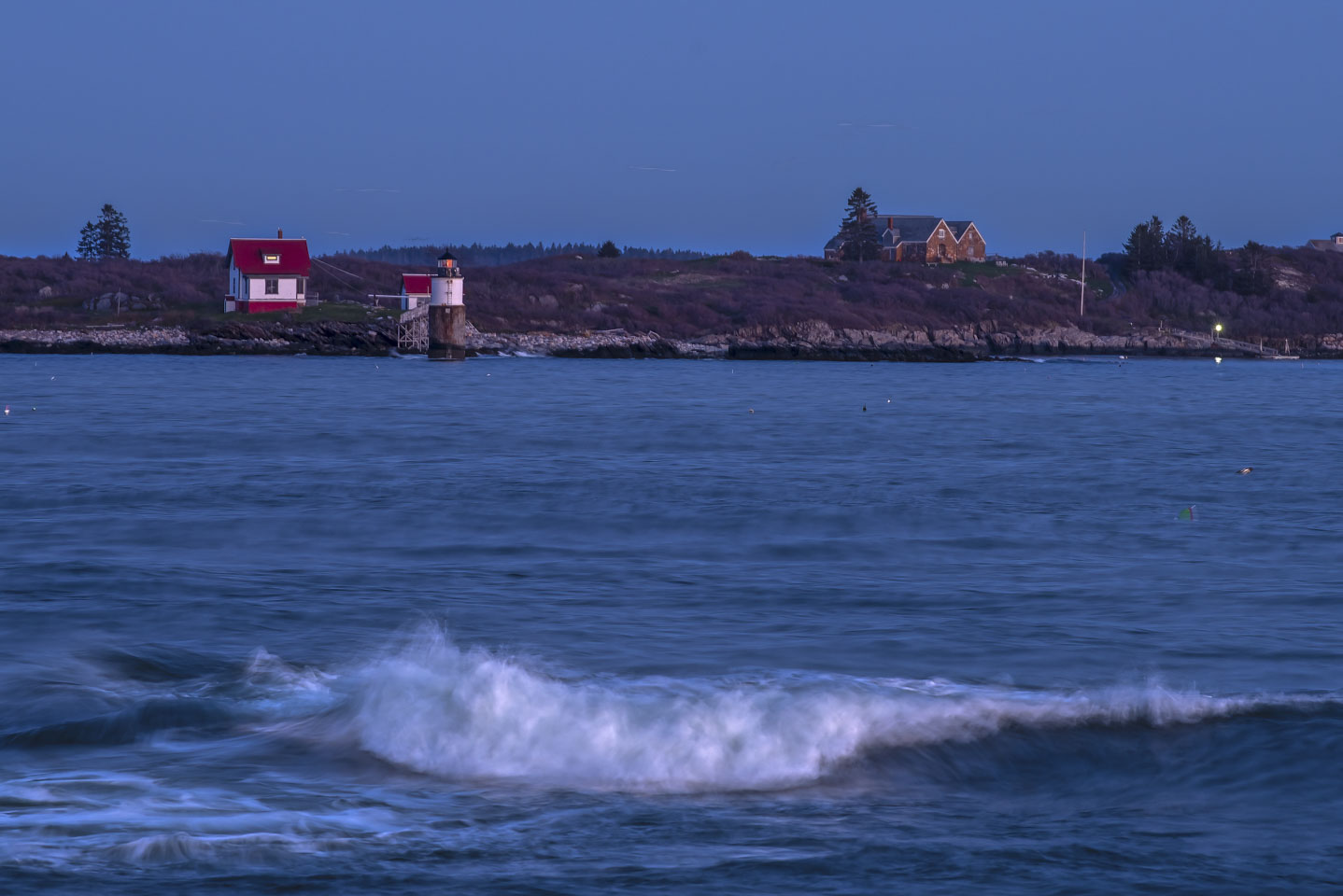 Rams Island Light view angle 2