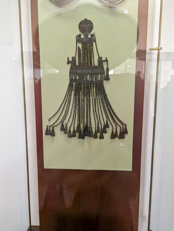 Picentes, or Piceni, breastplate