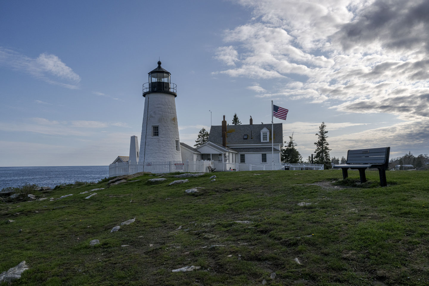 Pemaquid Light from the left side.